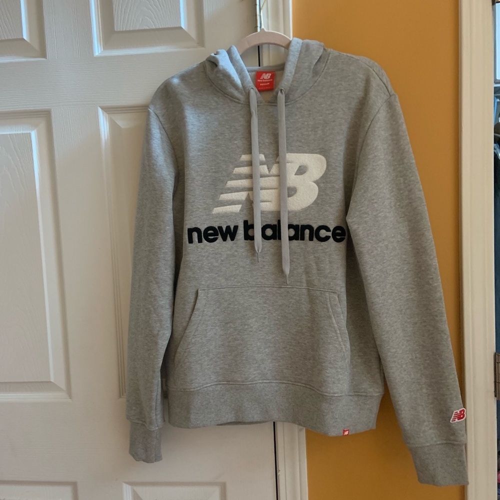 NWT New Balance Chenille Gray Hoodie Size Medium